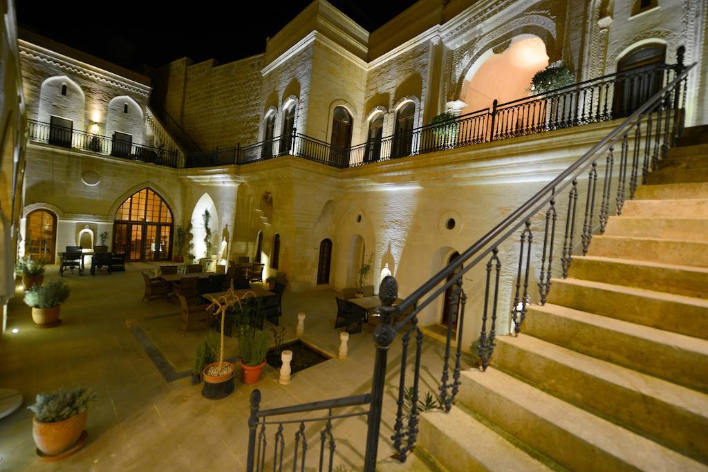 Shmayaa Hotel Midyat Kültér fotó